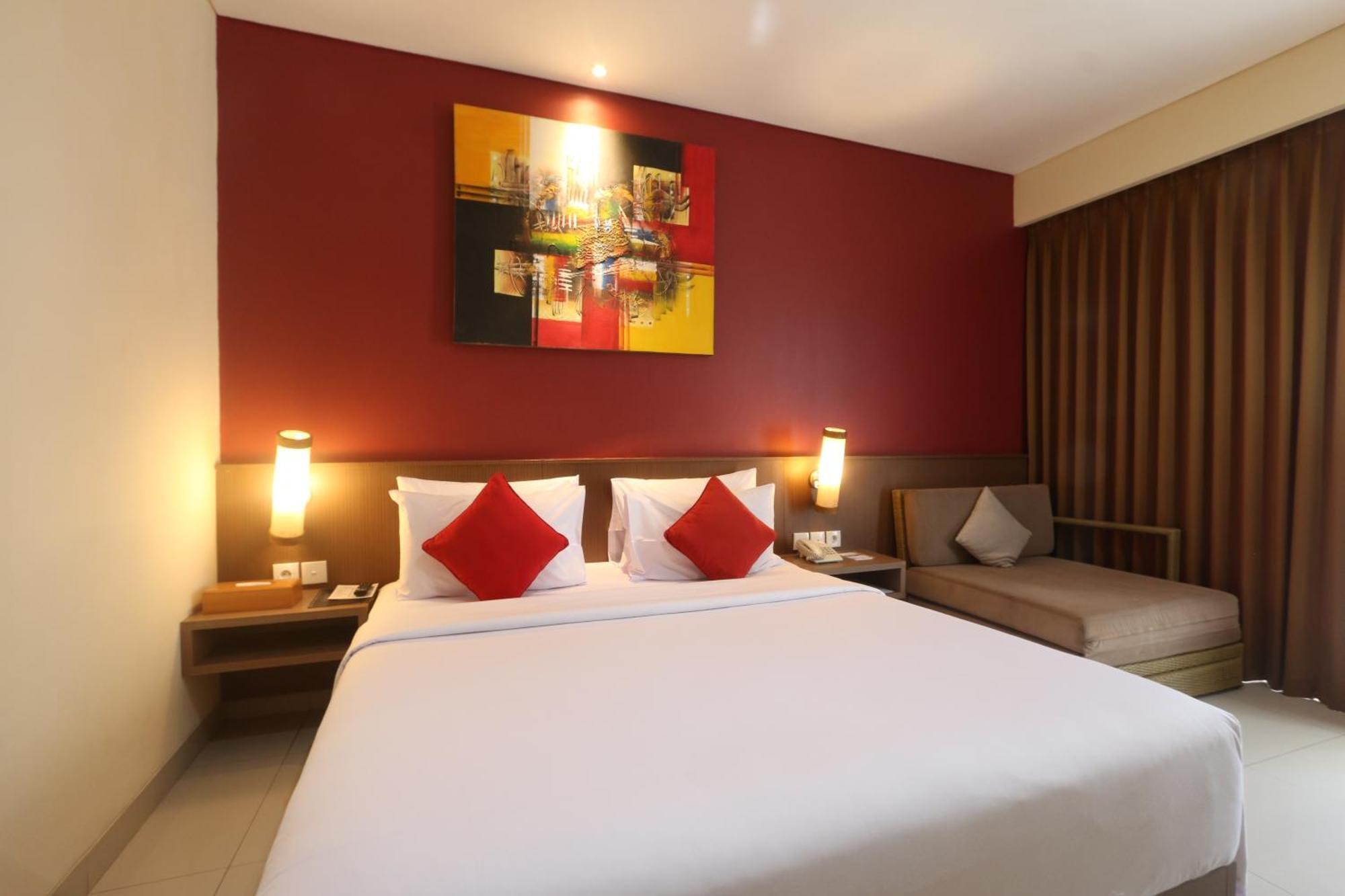 Grand La Walon Hotel Legian Buitenkant foto