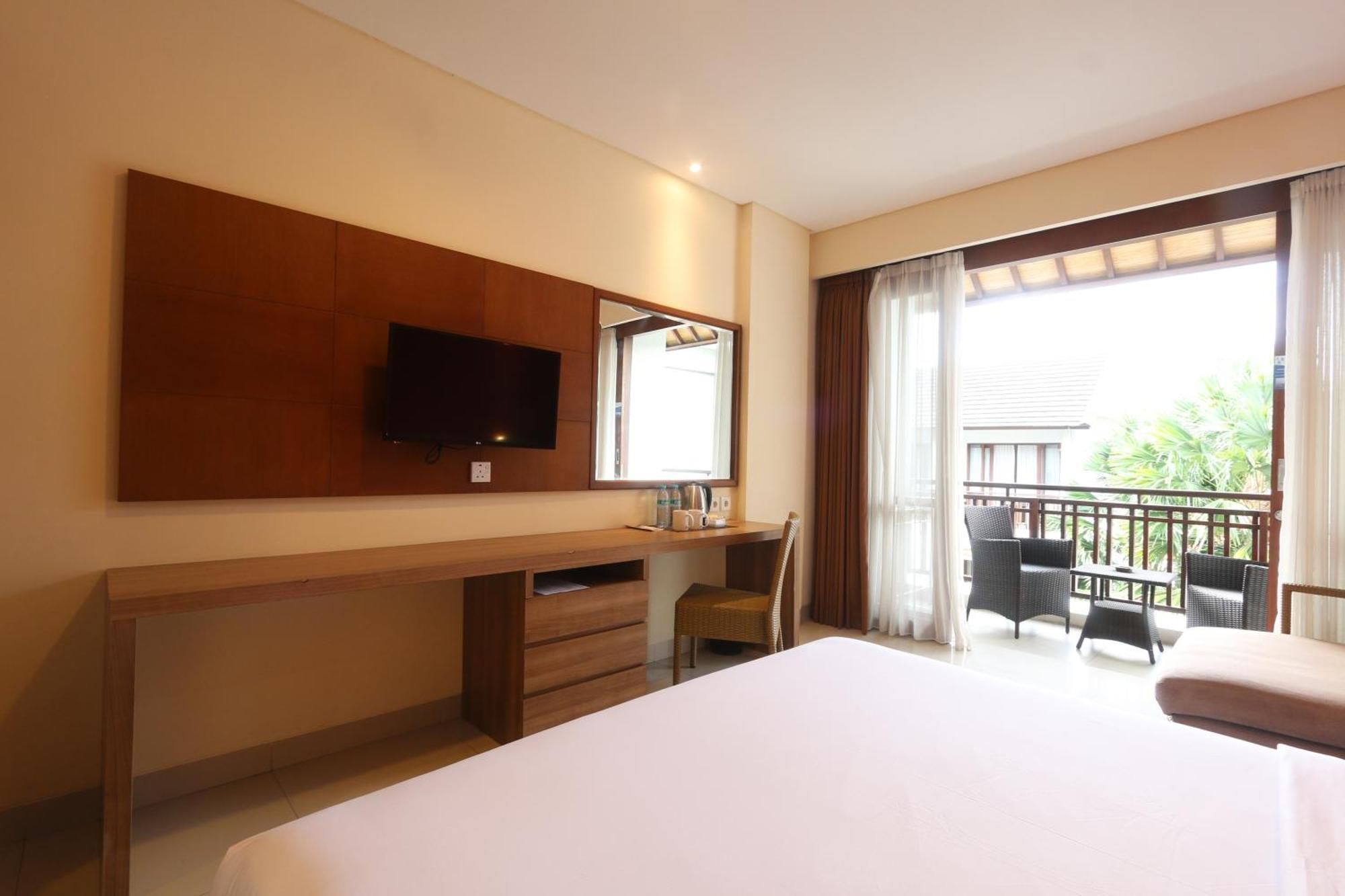 Grand La Walon Hotel Legian Buitenkant foto
