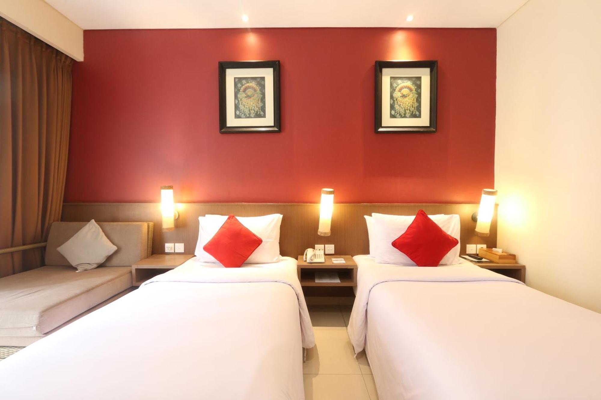 Grand La Walon Hotel Legian Buitenkant foto