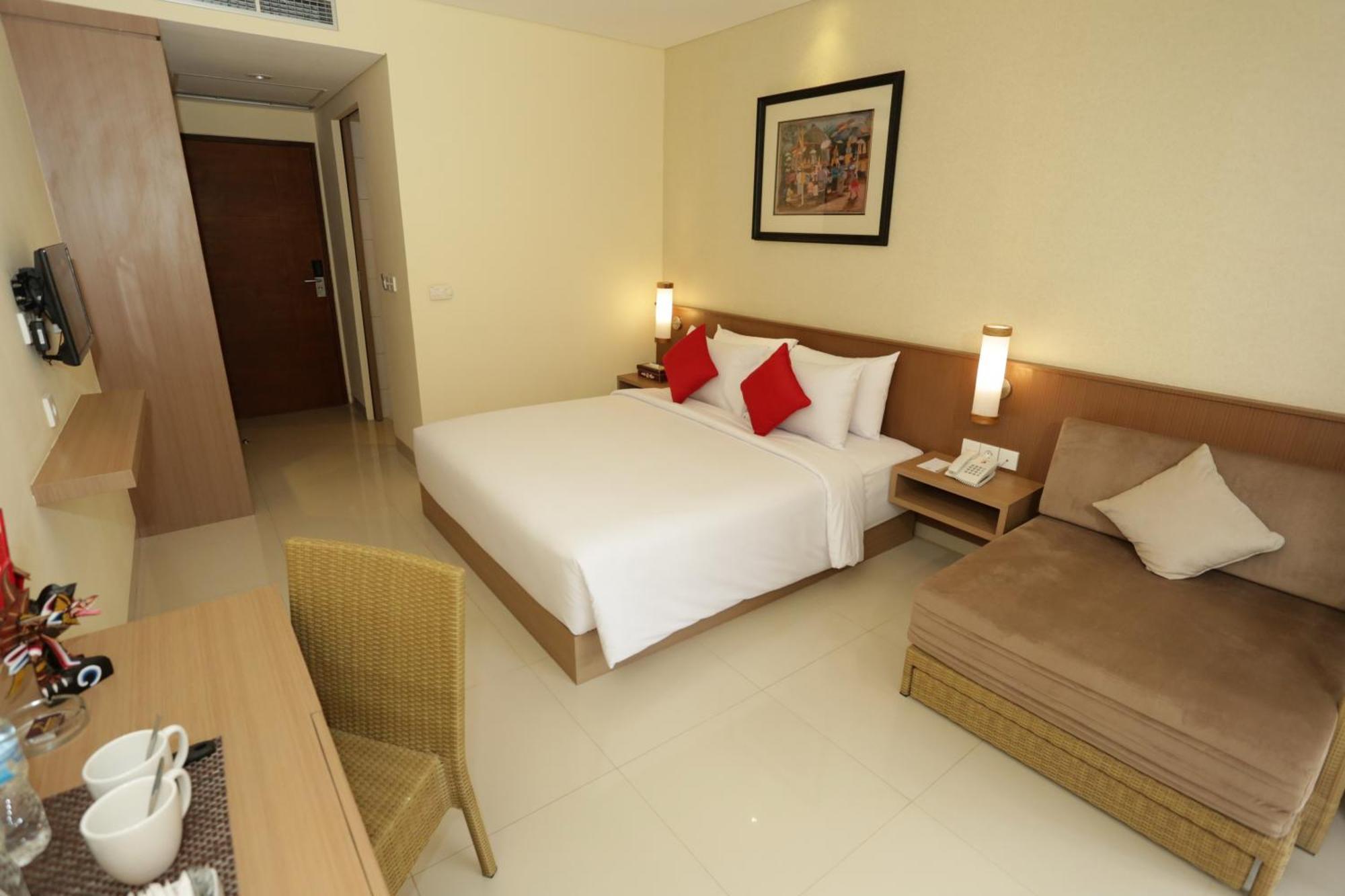 Grand La Walon Hotel Legian Buitenkant foto